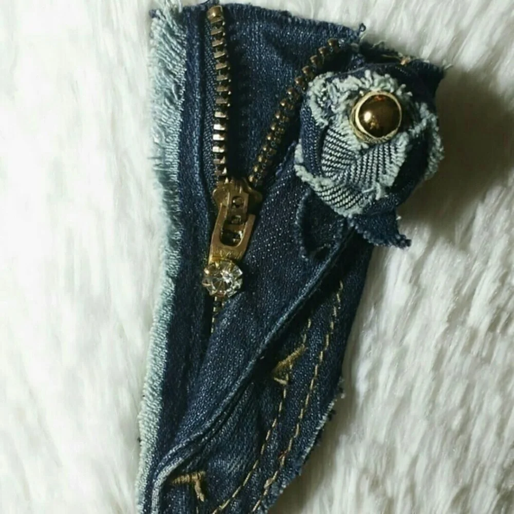 Raw Edge Distressed Levis Denim 
